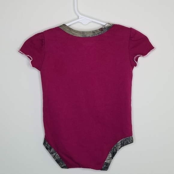 Mossy Oaks Camo Camouflage Country Bodysuit Onesie 0-3m - Picture 2 of 3